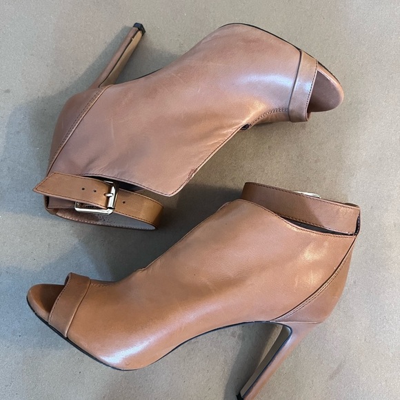 Vince Camuto Kalisi Brown Buttery Soft Leather Peep Toe High Heel Strap Boots - Picture 2 of 9